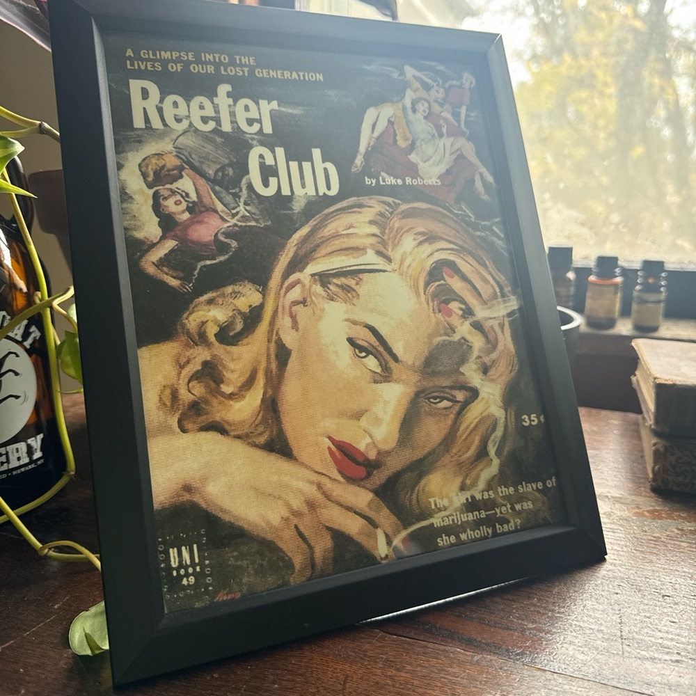 - Reefer Club Vintage Art Print in Black Frame